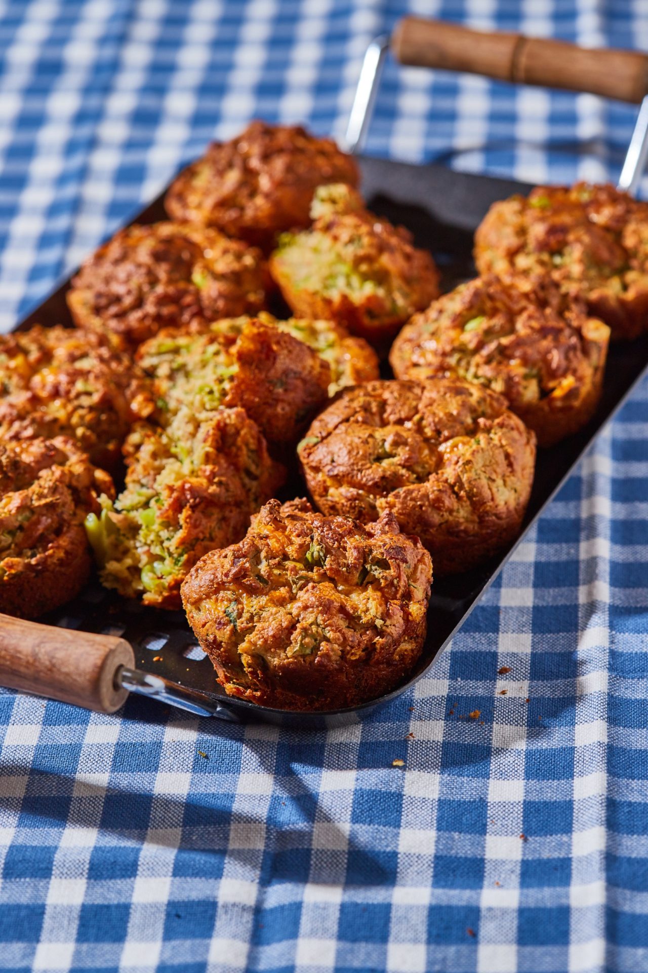 Pármai sonkás-brokkolis muffin
