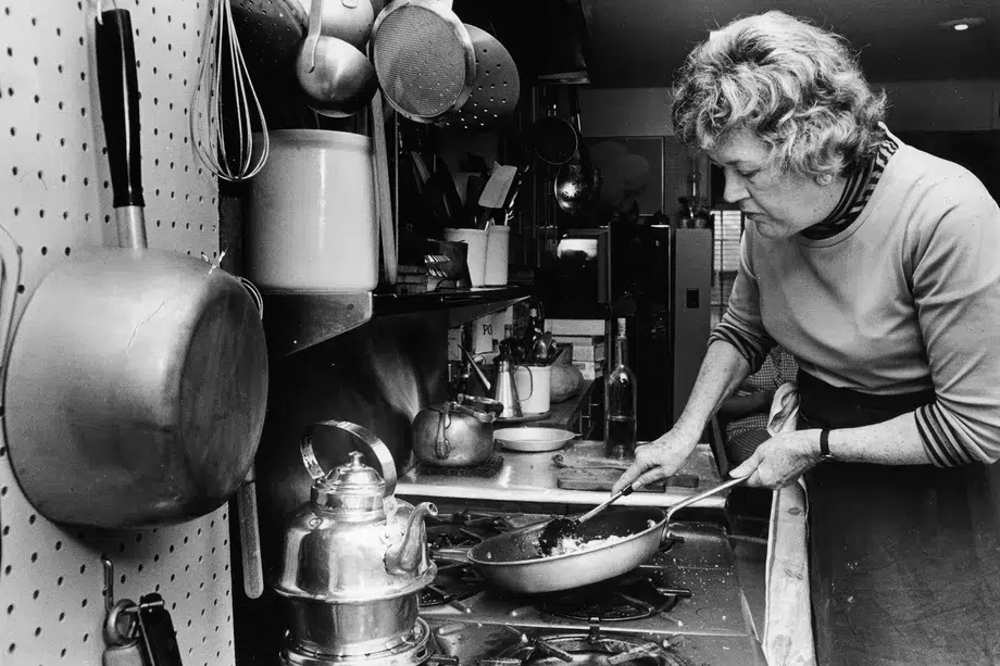 Egy nő, aki ötven fölött lett tévésztár, és mindenkit megtanított főzni